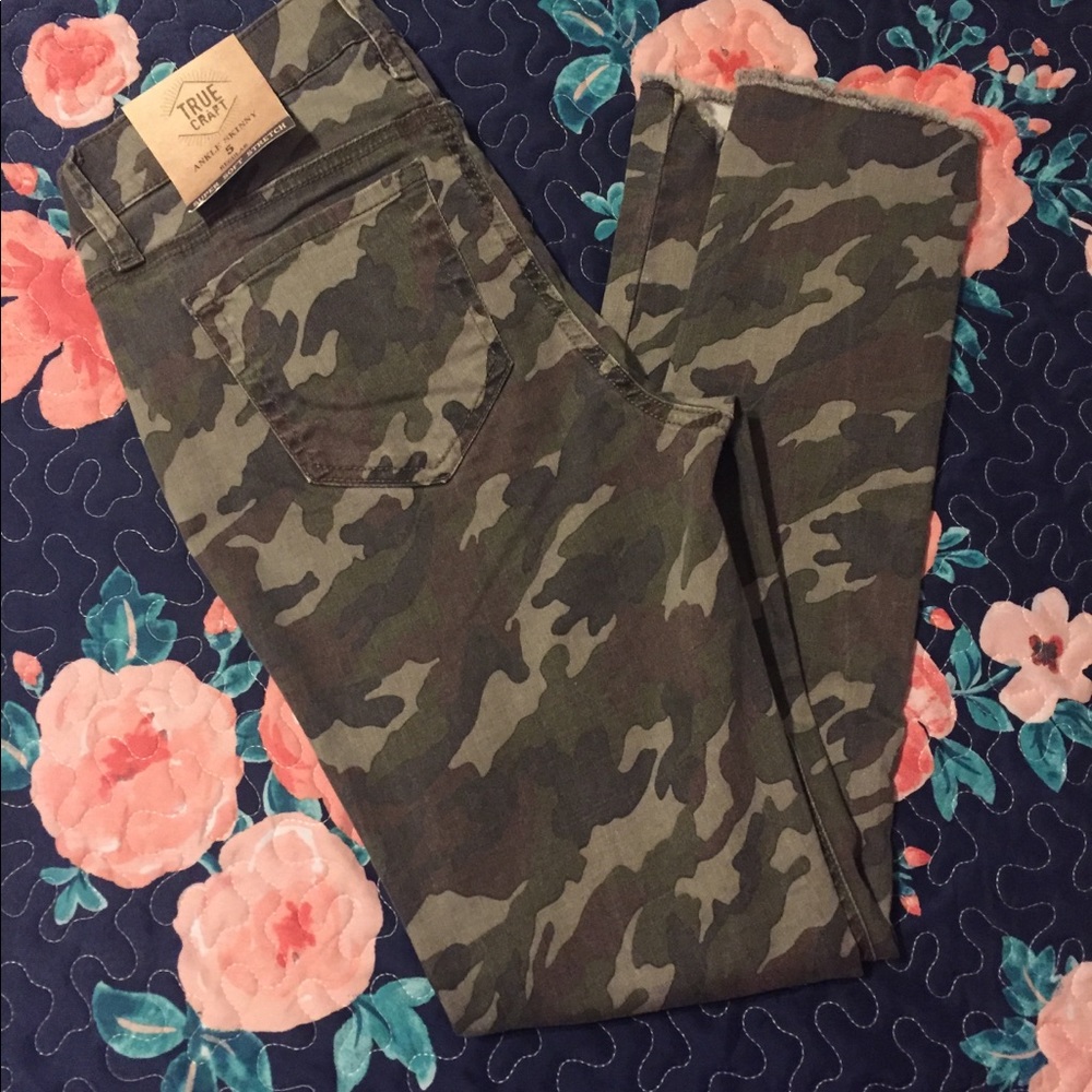 true craft camo pants